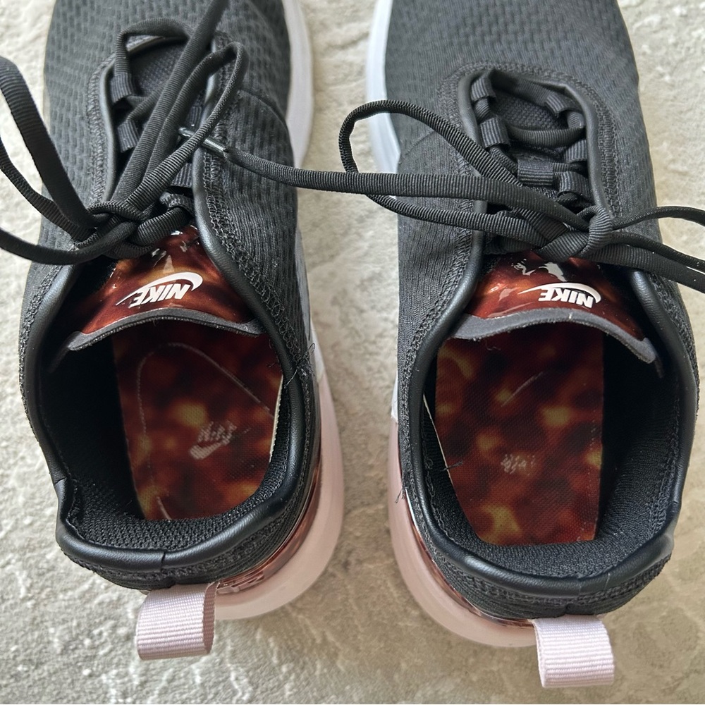 ⭐️ Nike air black sneakers with tortoise and pink accents size 9 - Picture 5 of 11